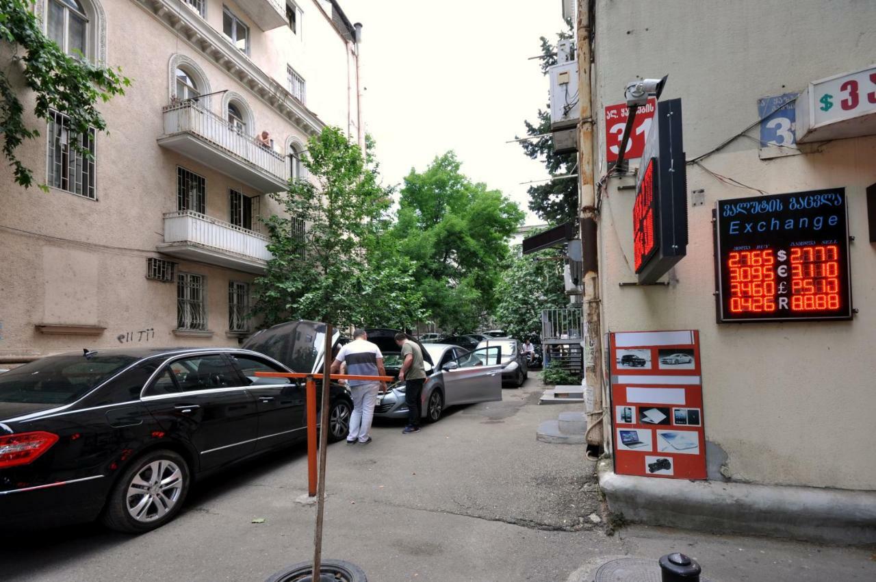 Dani Home Тбилиси Екстериор снимка