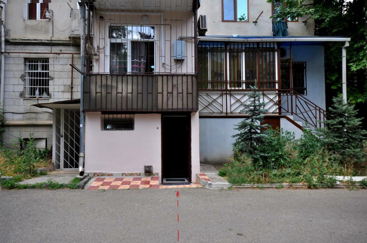 Dani Home Тбилиси Екстериор снимка